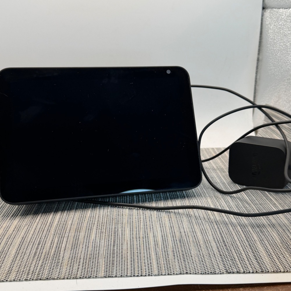 Amazon Echo Show 8 1st Gen Smart Display Alexa Charcoal C7H6N3 with Power Cord